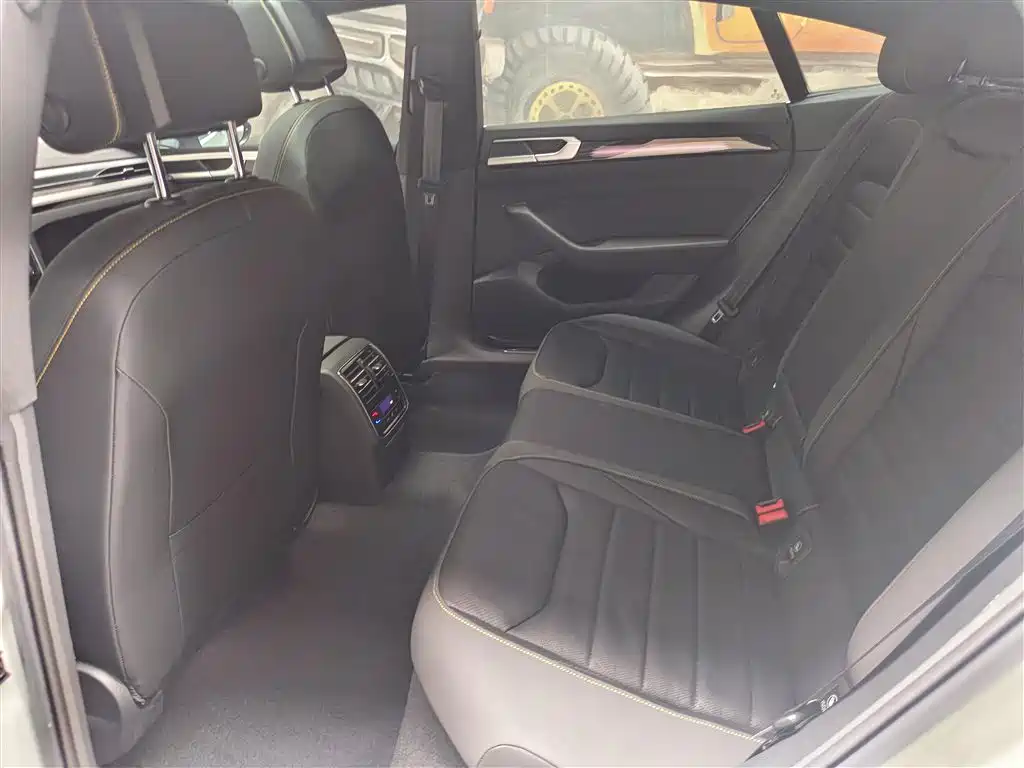 Volkswagen FAW-Volkswagen CC 2025 380TSI Eye-catching Shared Edition фото 10