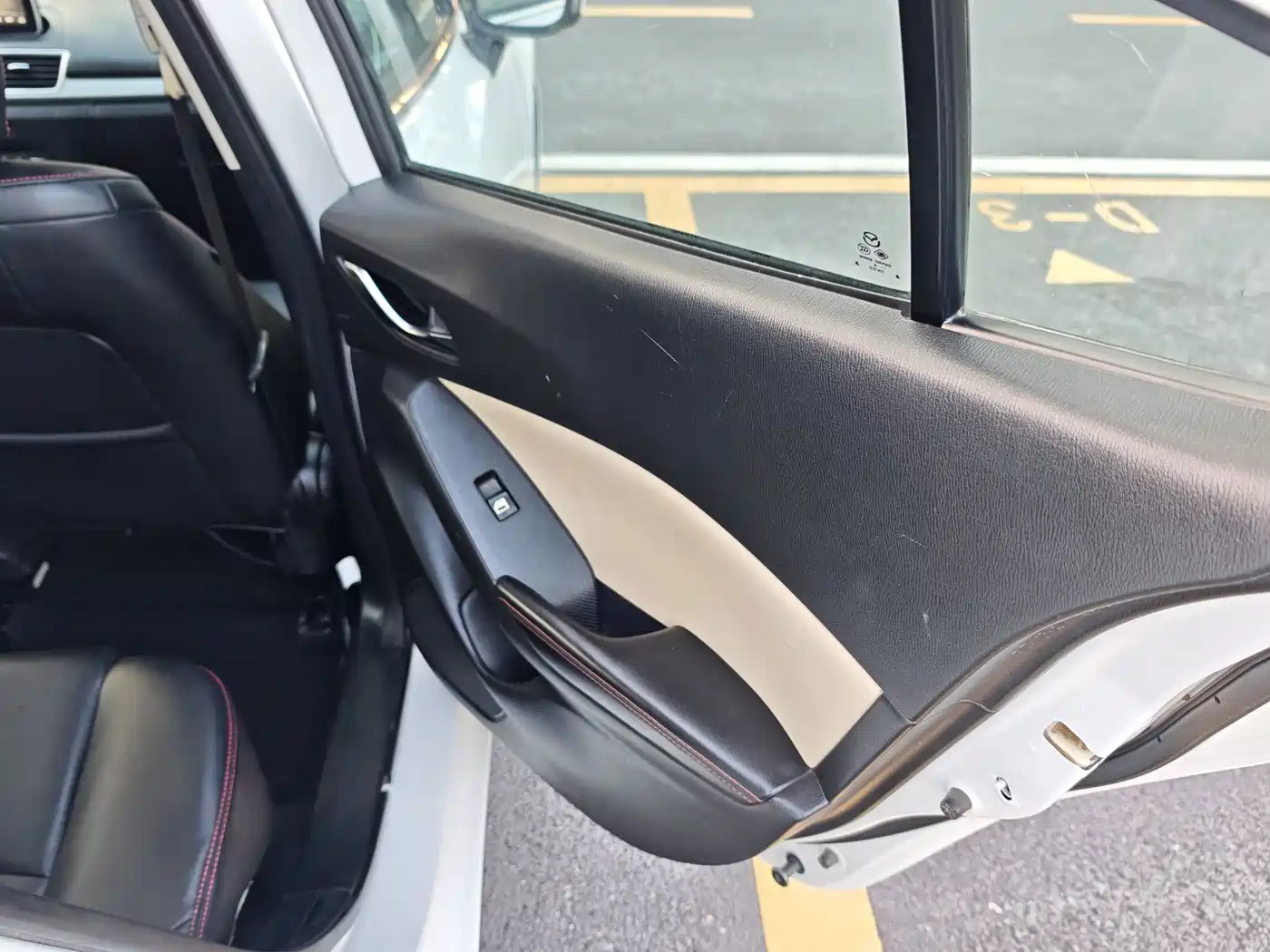 Mazda Mazda 3 2014 2014 Sedan 2.0L Automatic Flagship