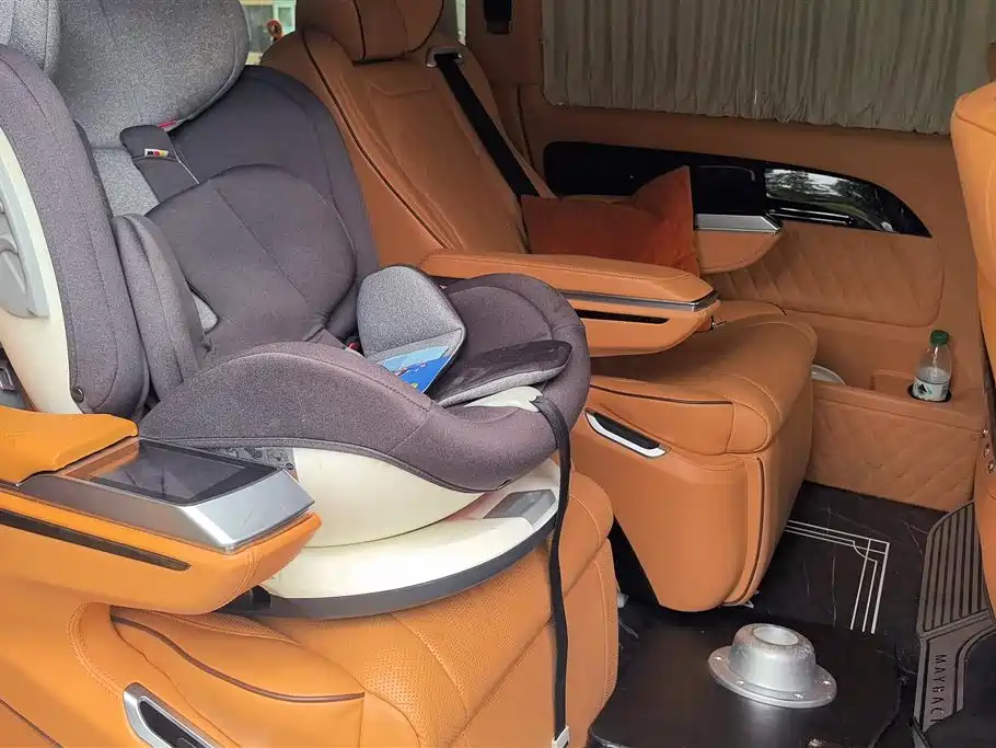 Mercedes-Benz Vito 2021 2.0T Elite 7-Seater фото 11