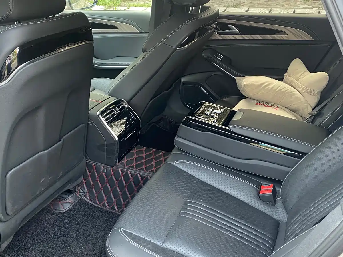 Hongqi H9 2020 2.0T Smart Connection Qi Xiang Edition фото 10