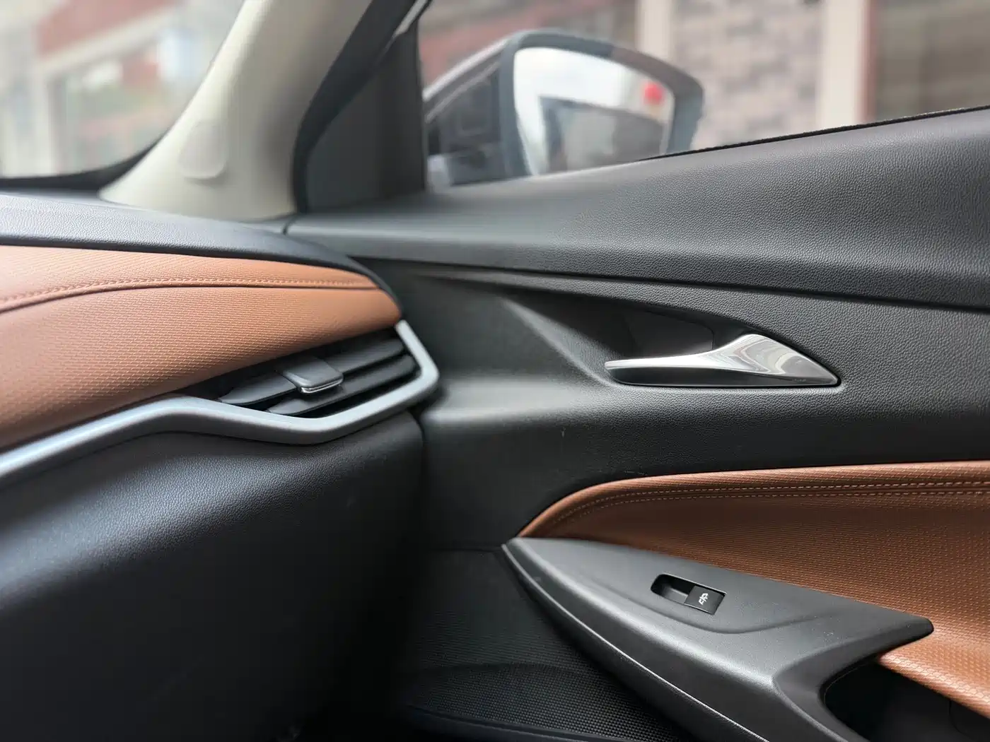 Buick Encore 2020 20T CVT Luxury Edition фото 14
