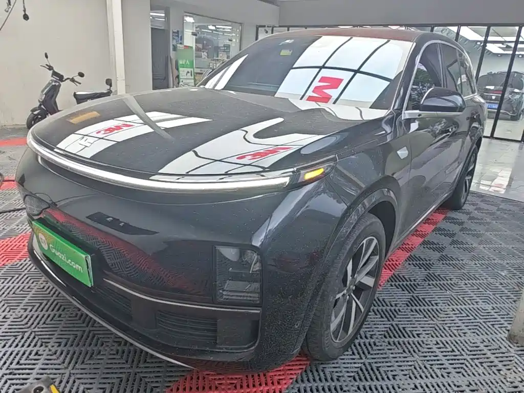 Li Auto L8 2023