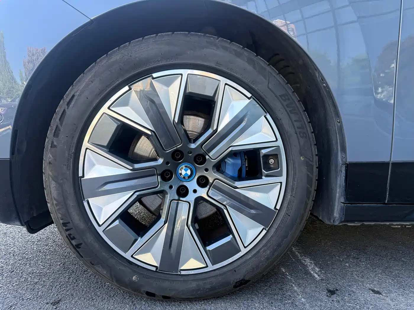 BMW iX 2023 2022 xDrive40
