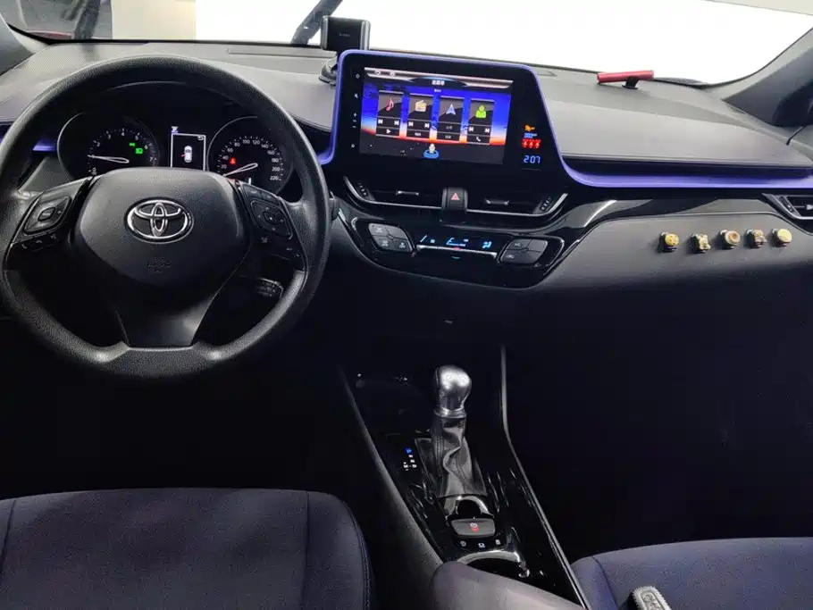 Toyota C-HR 2019 2018 2.0L Leading Sunroof Edition China VI