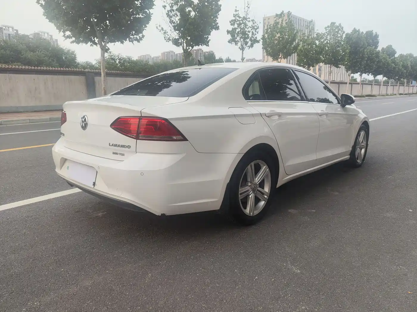 Volkswagen Lamando 2017 280TSI DSG Comfort Edition фото 17