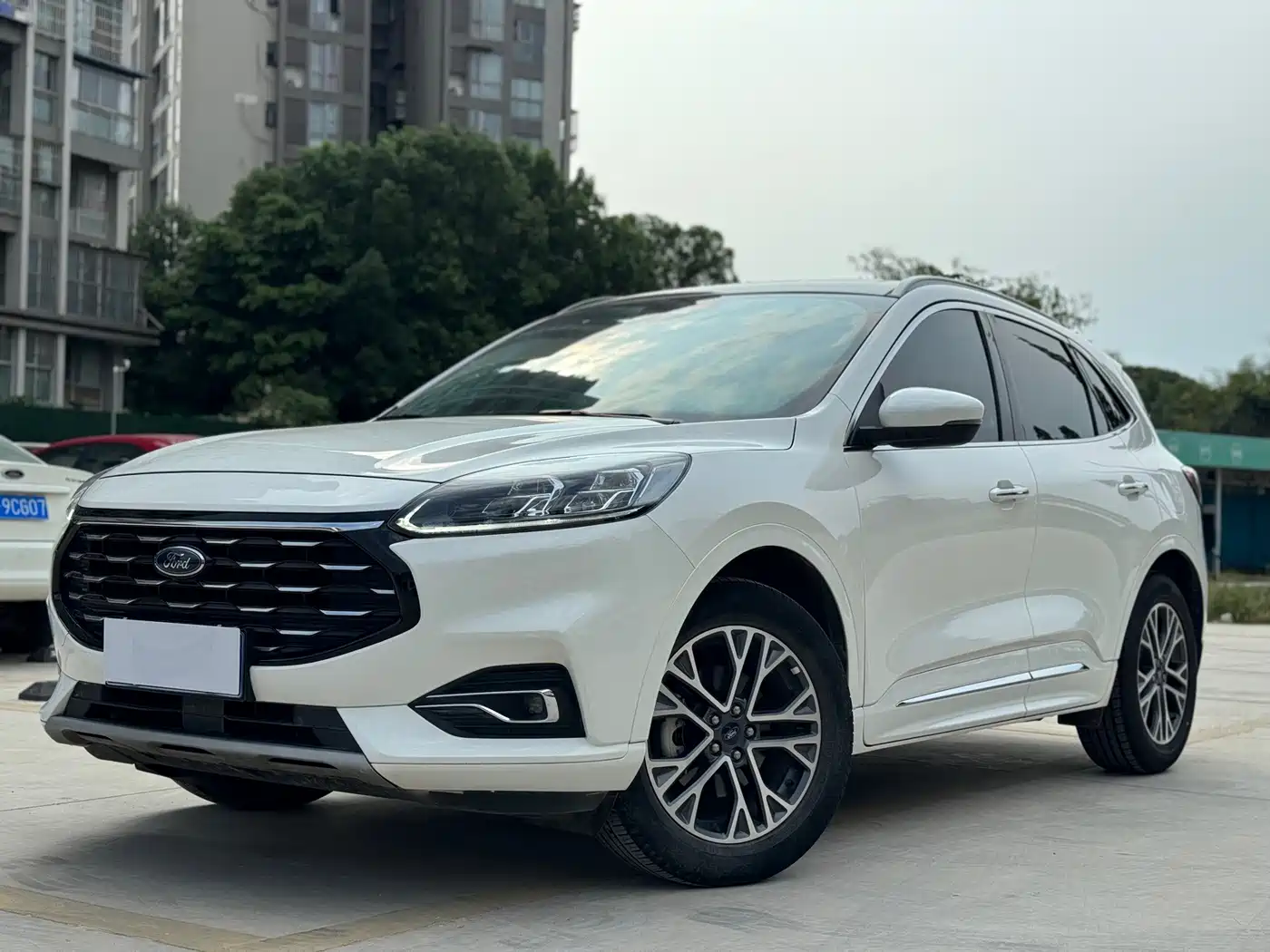 Ford Escape 2023 2020 EcoBoost 245 2WD Smart Premium Edition