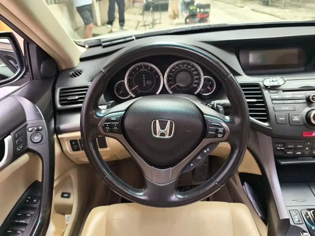 Honda Spirior 2014 2013 2.4L Luxury Edition