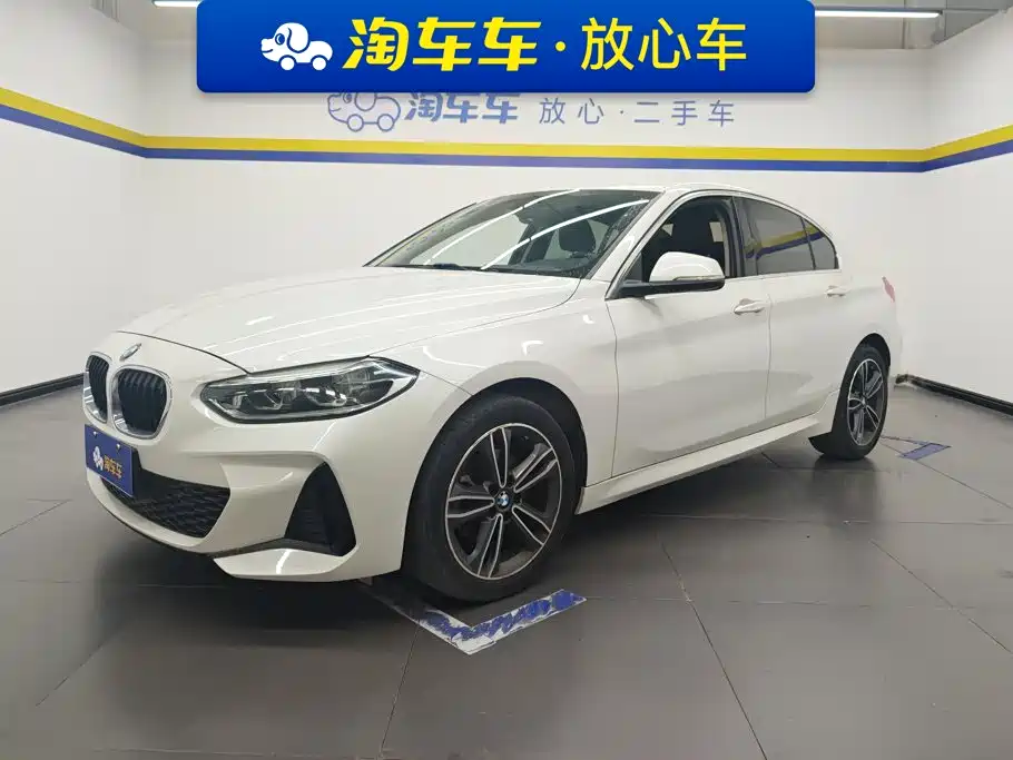 BMW 1 Series 2021 120i M Sport
