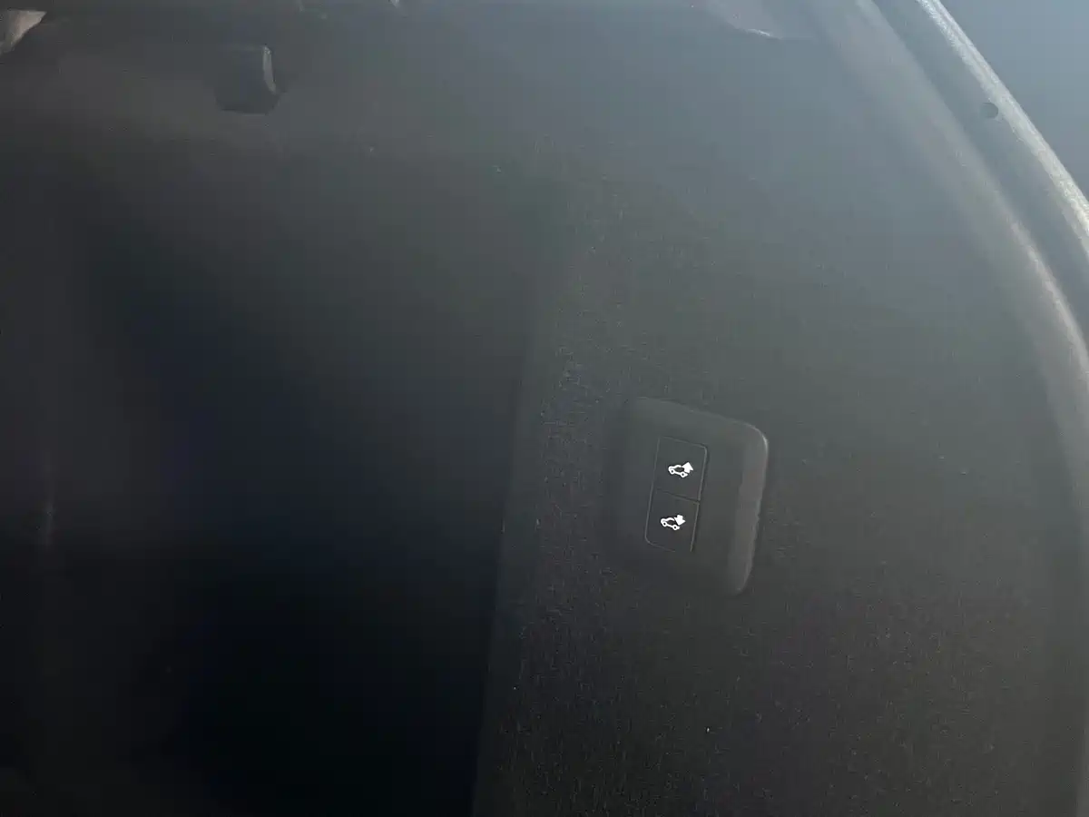 Land Rover Range Rover Sport 2019 3.0 SC V6 Special Edition фото 21