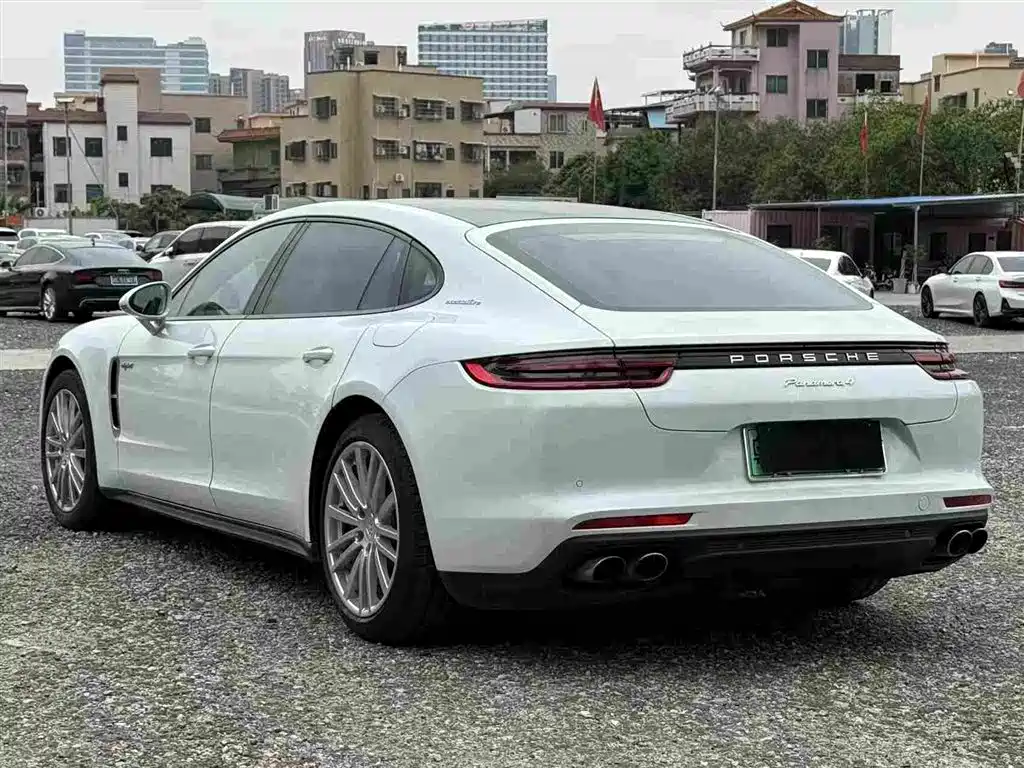 PORSCHE PANAMERA NEW ENERGY