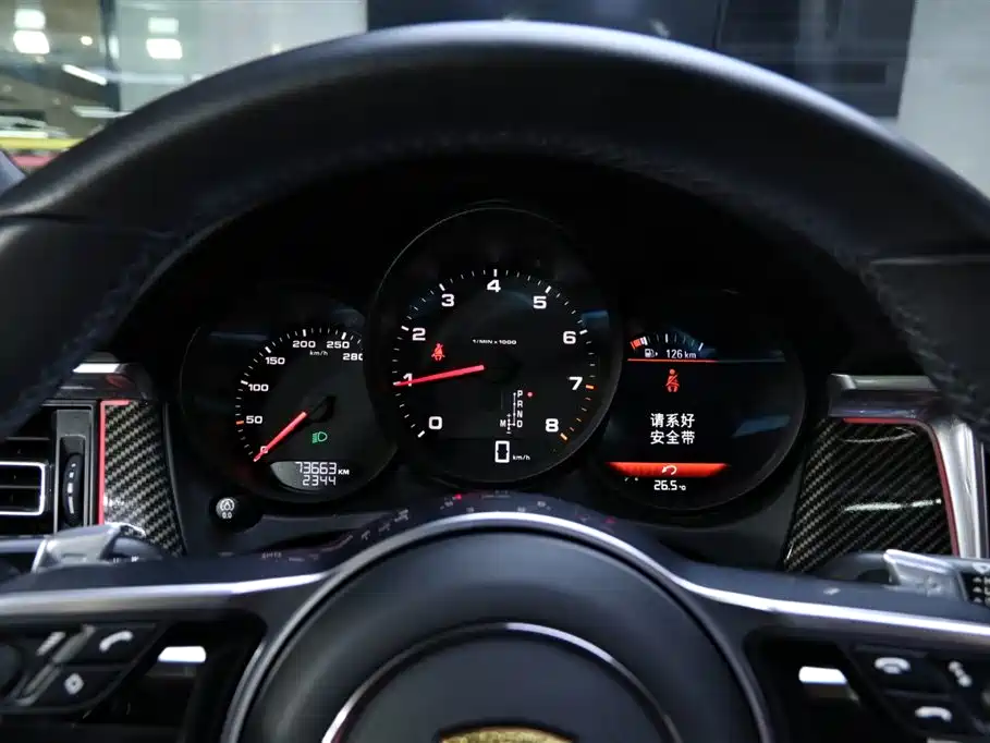 Porsche Macan 2020 Macan 2.0T фото 20