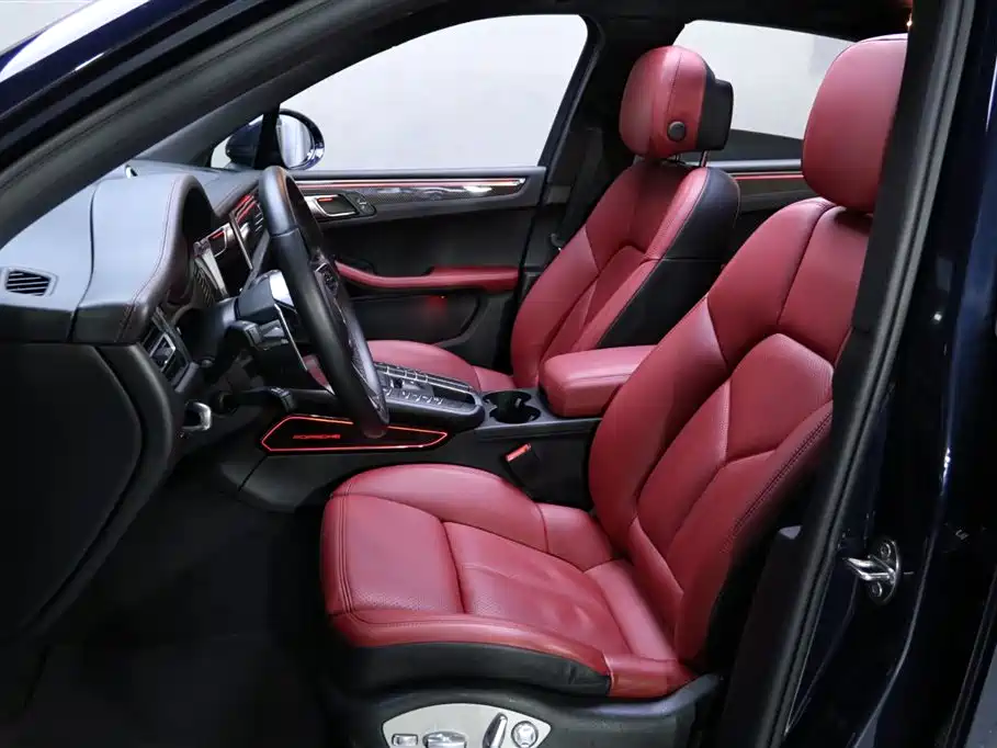 Porsche Macan 2020 Macan 2.0T фото 15