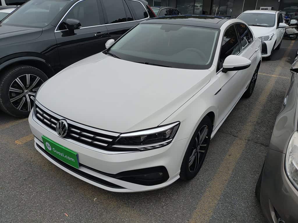 Volkswagen Lamando
