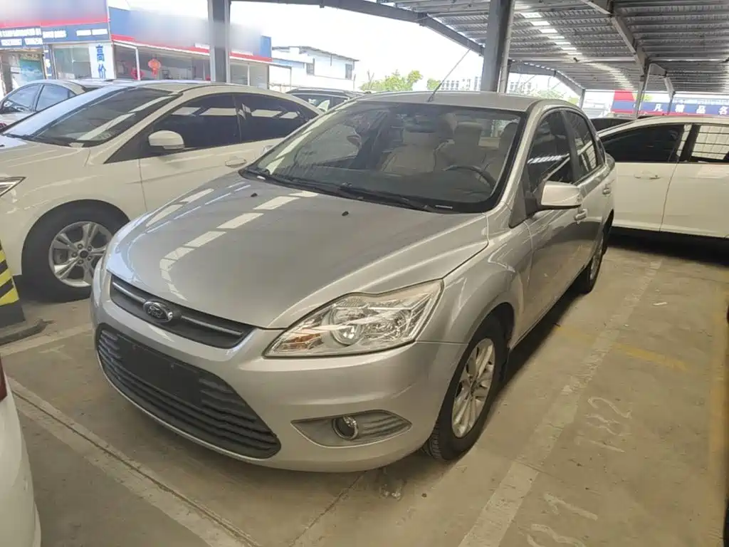 Фото 1 - Ford Focus