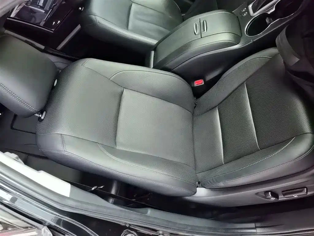 Toyota Highlander 2018 2.0T 4WD Luxury 7-seater China VI фото 25