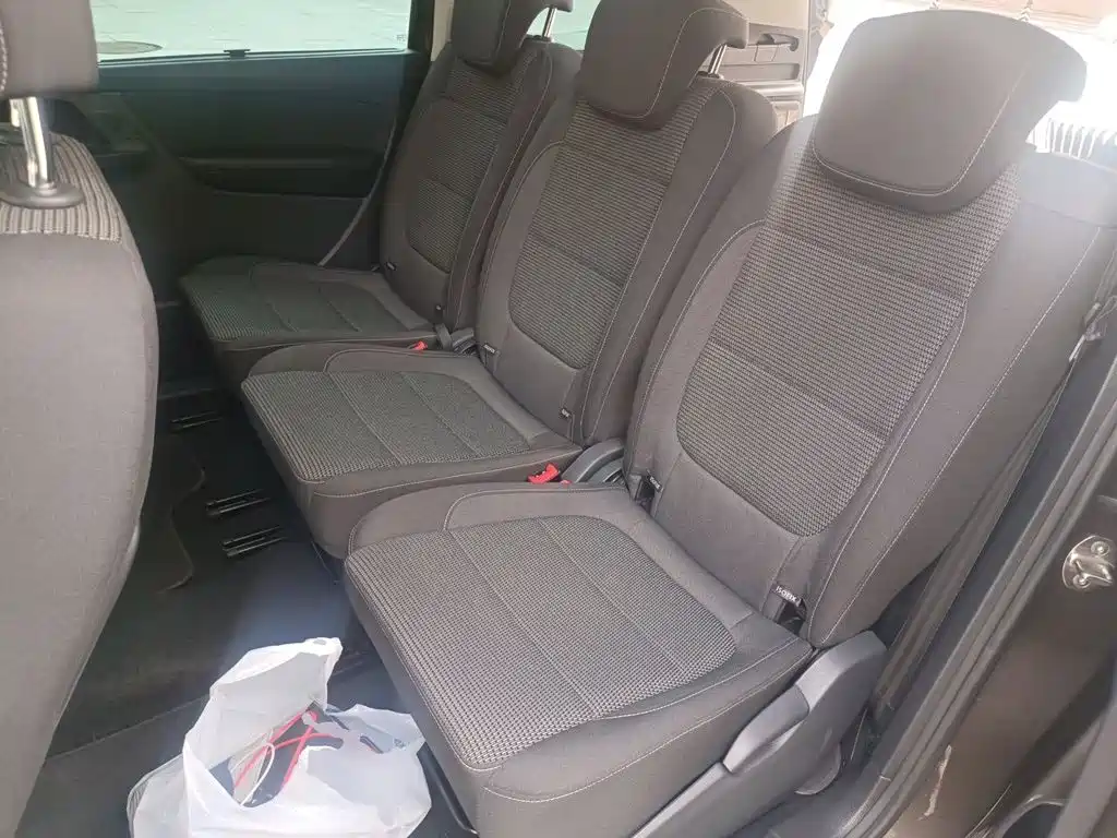 Volkswagen Sharan 2018 2018 380TSI Comfort 7-Seater