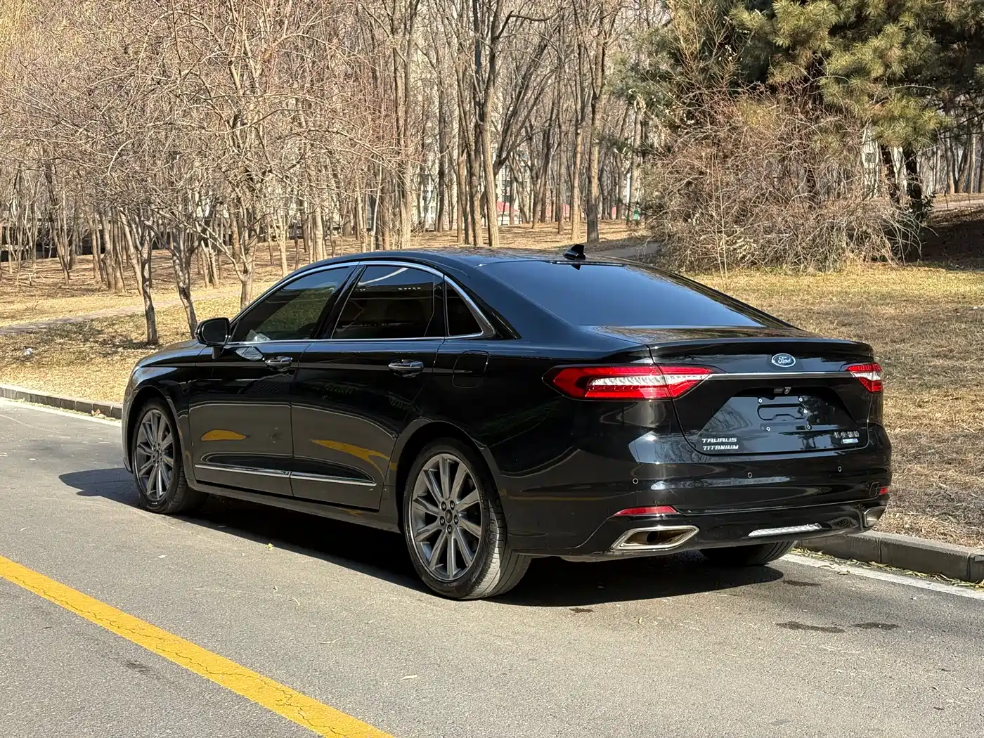 Ford Taurus 2021 2019 EcoBoost 245 Premium Edition