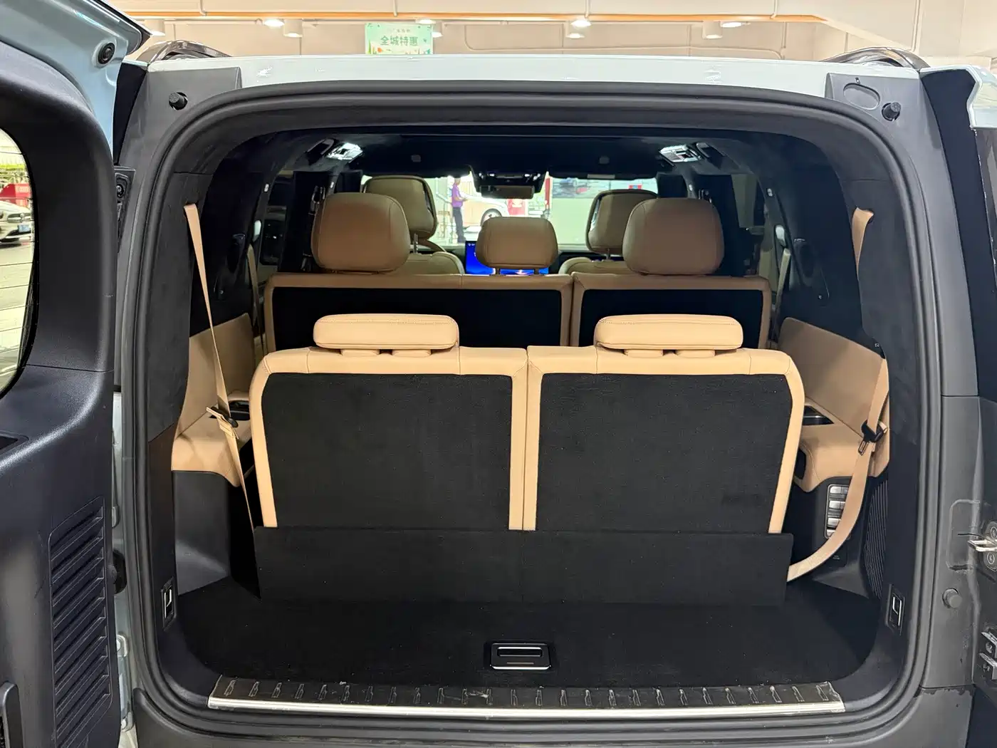 Fang Cheng Bao Leopard 8 2026 2025 Zhiyong Flagship 7-Seater