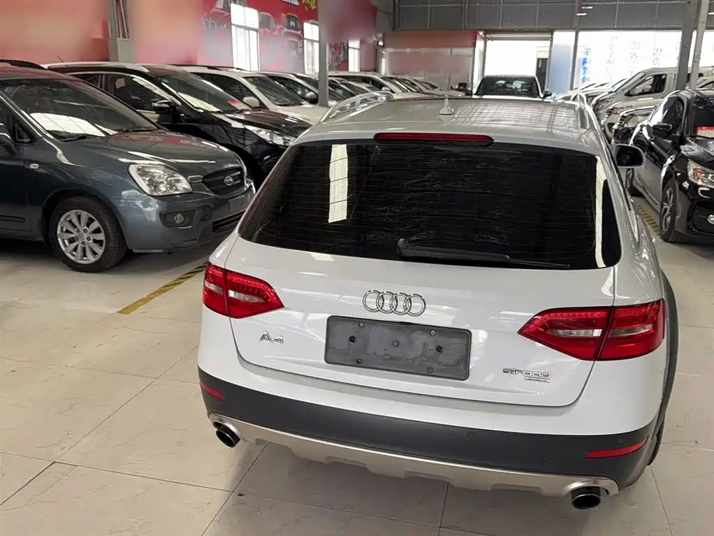 Audi A4 (Import) 2014 40 TFSI allroad quattro plus фото 7