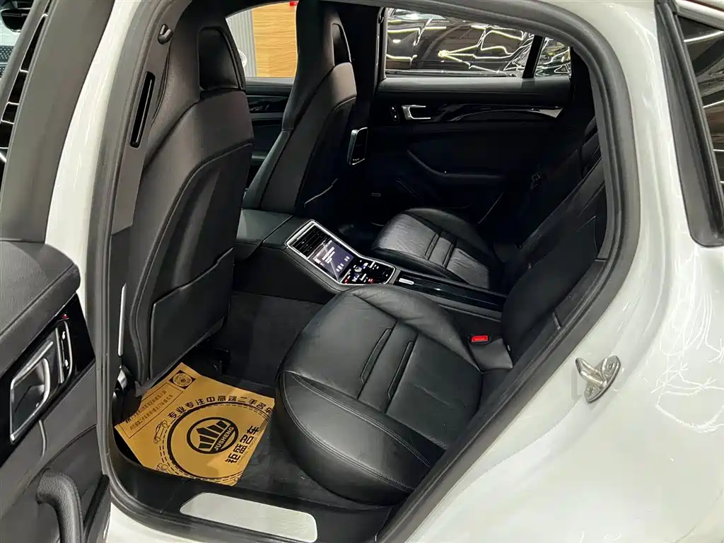Porsche Panamera 2017 Panamera 3.0T фото 12