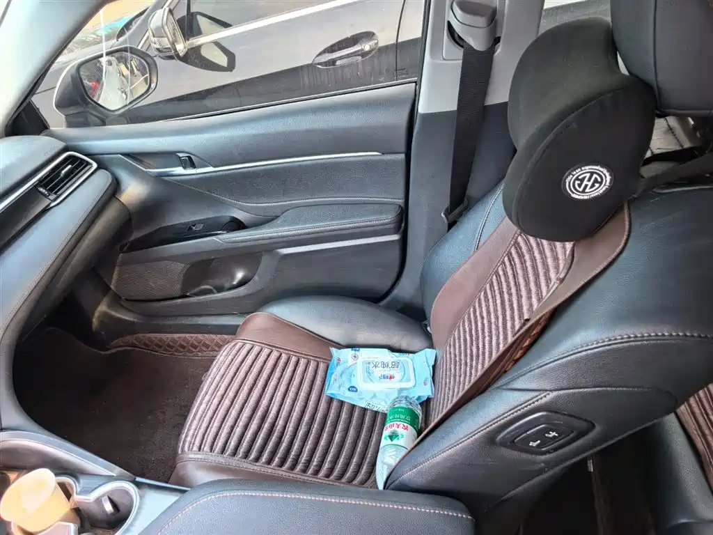 Toyota Camry 2021 2.0G Luxury Edition фото 12