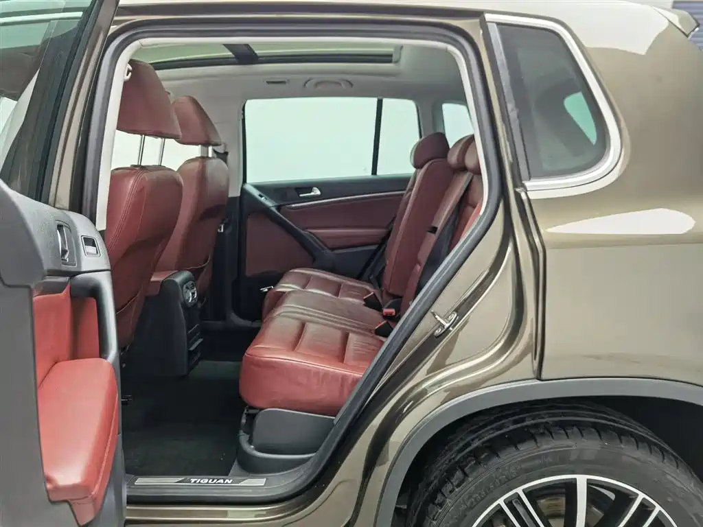 Volkswagen Tiguan 2015 2.0TSI Automatic 4WD Flagship фото 15