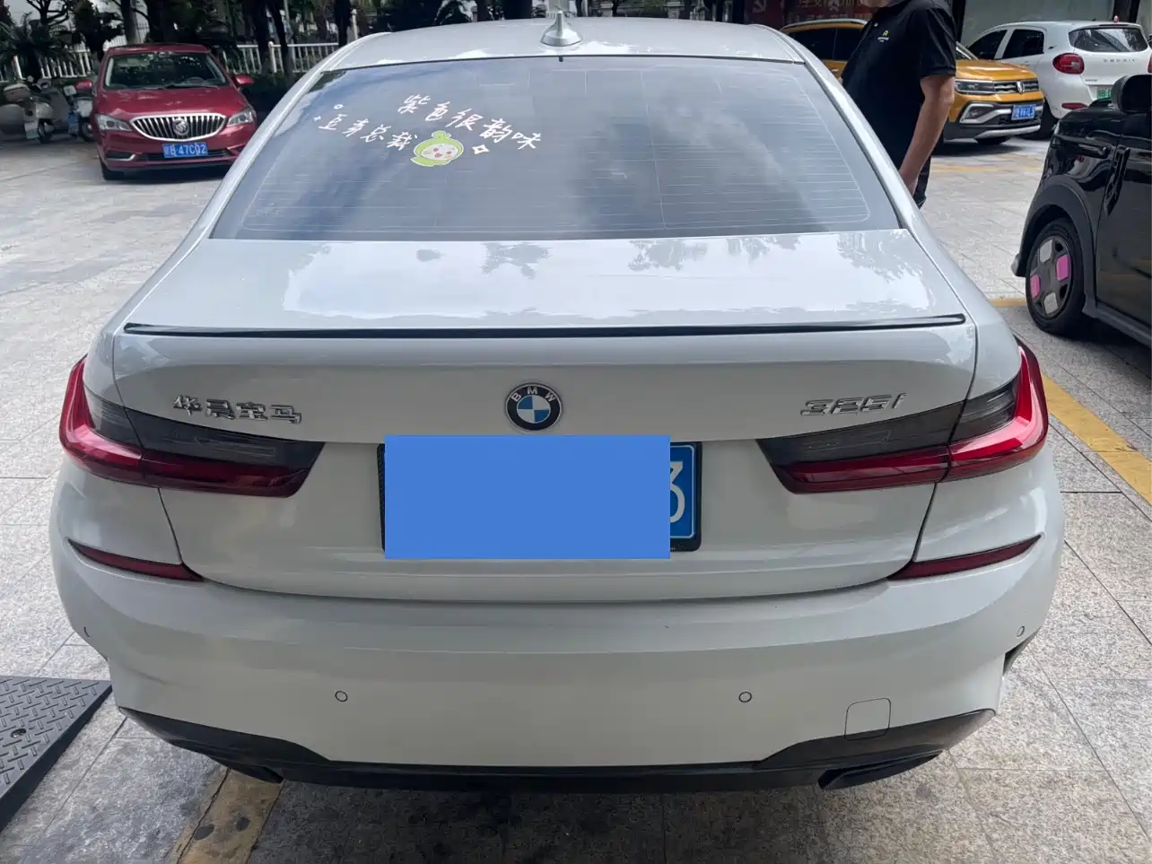 BMW 3 Series 2022 325i M Sport Shadow Edition фото 4