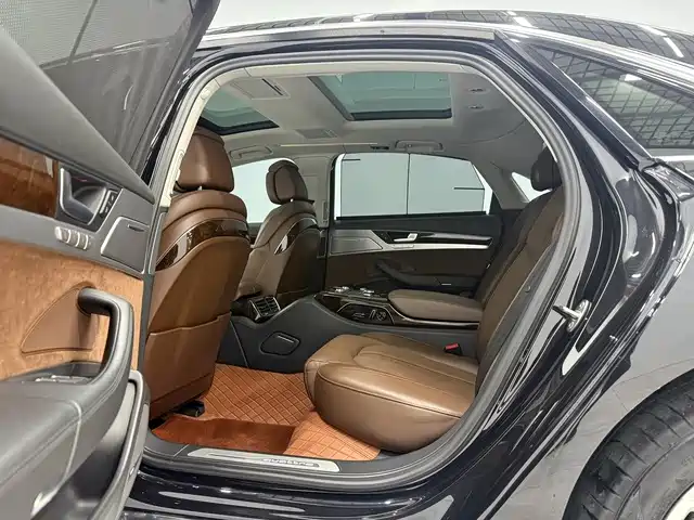 Audi A8 2014 A8L 45 TFSI quattro Luxury фото 10