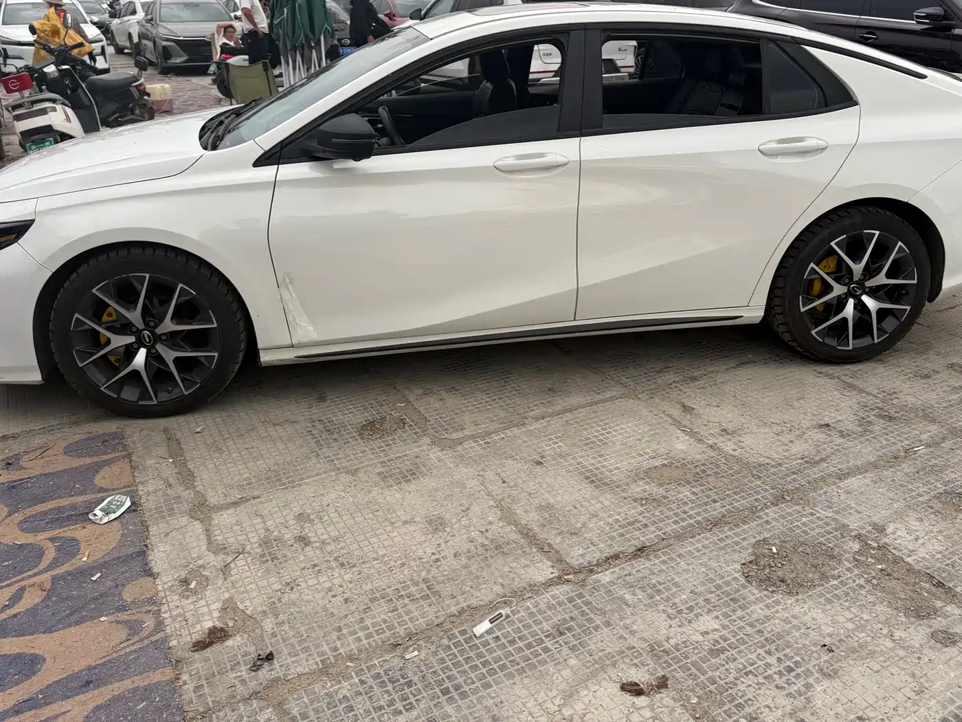 GAC Trumpchi Trumpchi Emkoo 2021 270T DCT J16 Edition фото 5