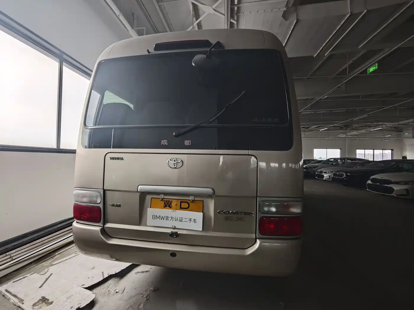 Toyota Coaster 2012 2007 2.7L Gasoline Premium Edition 20-seater