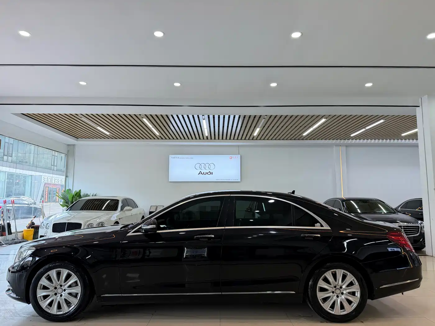 Mercedes-Benz S-Class 2014 S 400 L Premium фото 2