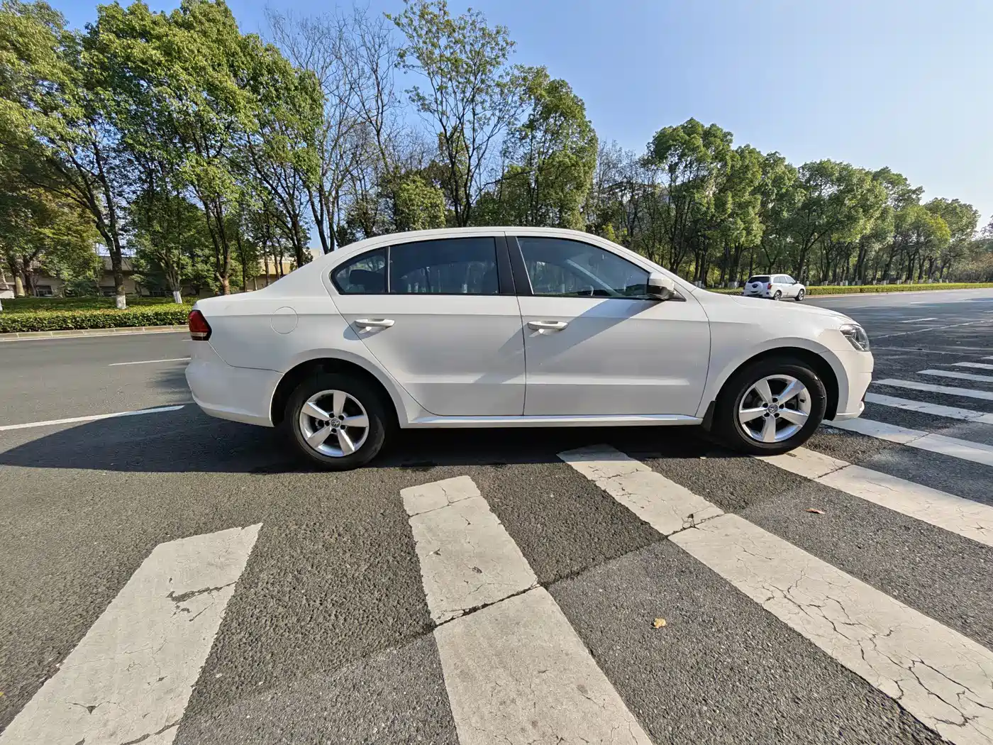 Volkswagen Lavida 2019 Lavida Start 1.5L Auto Trend (China VI) фото 14