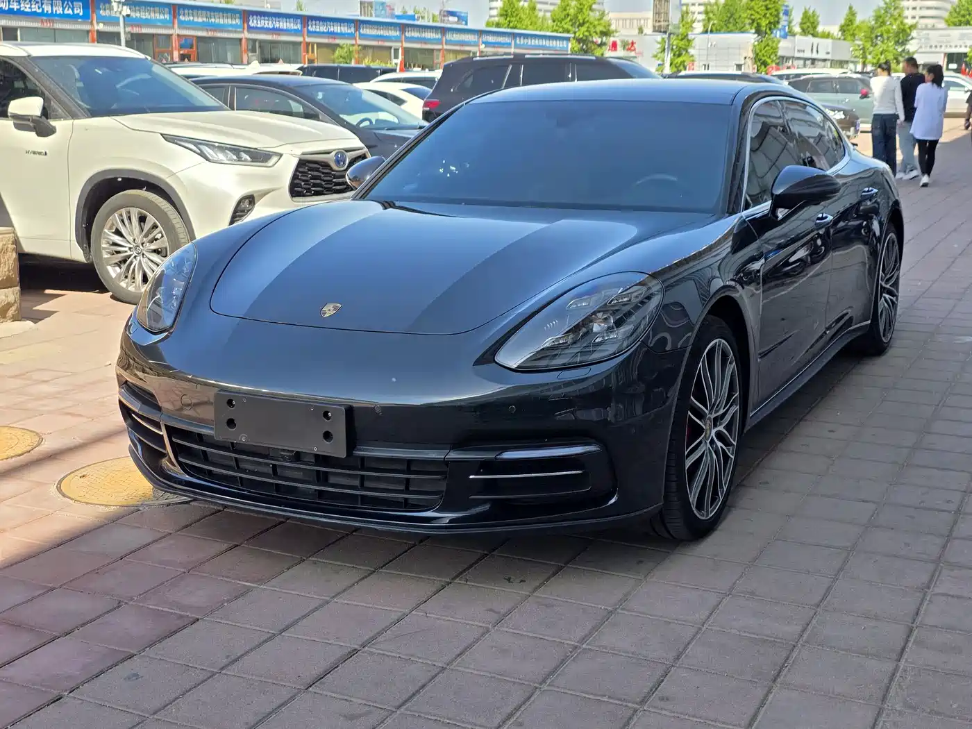 Porsche Panamera 2017 Panamera 4 Executive Long Wheelbase 3.0T