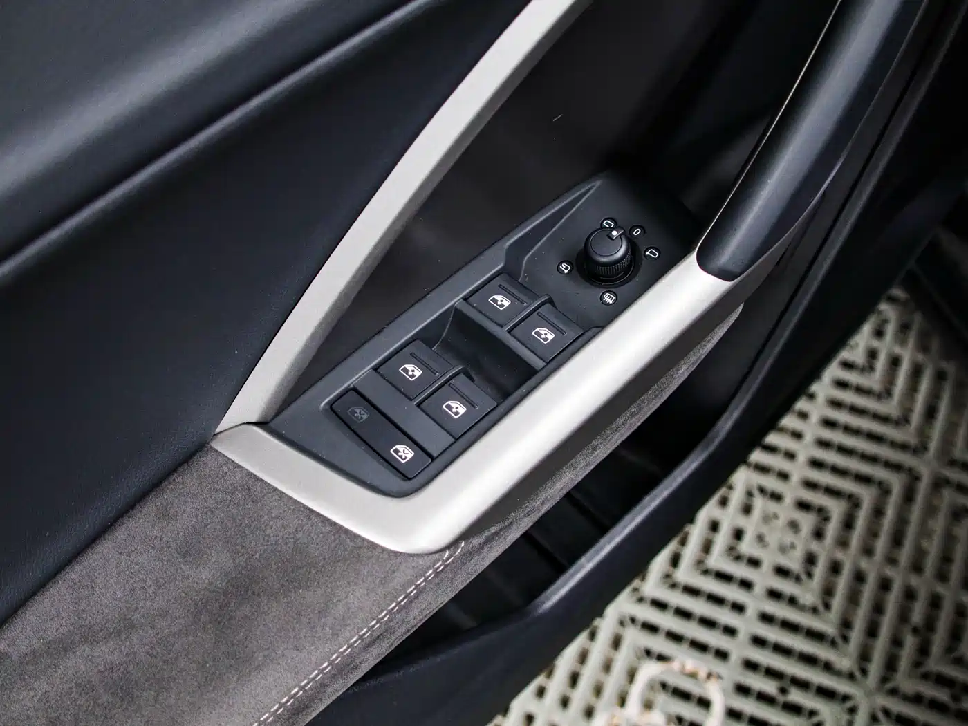 Audi Q3 2022 35 TFSI Fashion Dynamic фото 6