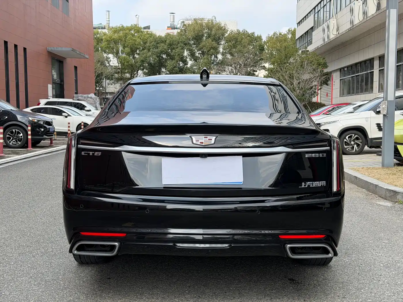 CADILLAC CT6
