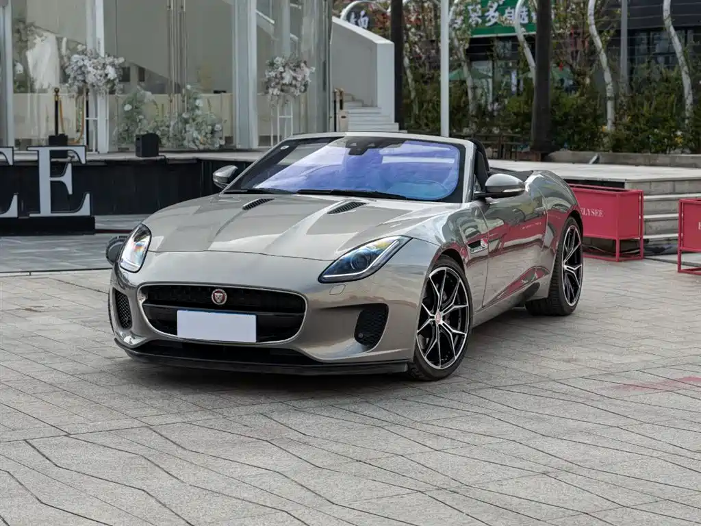 Фото 1 - Jaguar F-TYPE
