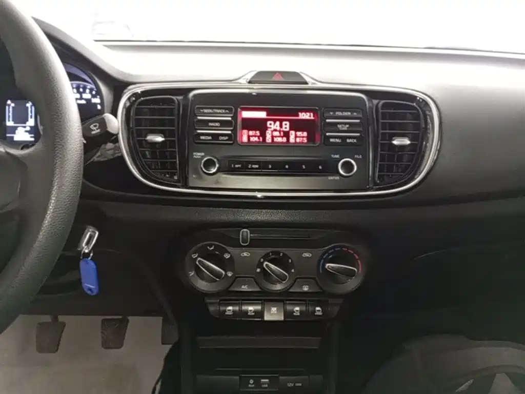 Kia Huan Chi 2017 1.4L Manual Smart Fashion фото 13