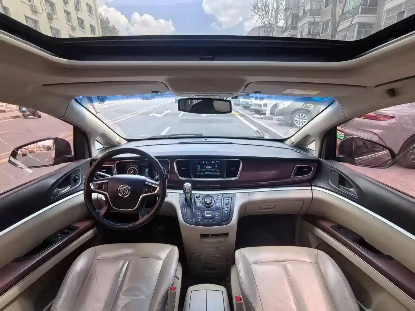 Buick GL8 2018 28T Luxury Model China VI фото 6