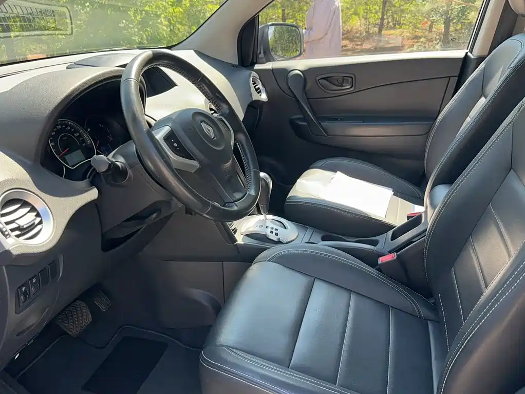 Renault Koleos (Import) 2015 2014 Facelift 2.0L 2WD Smart Edition