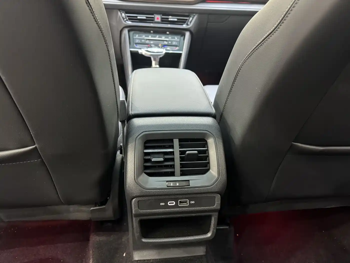 Volkswagen Tharu 2021 Model 280TSI 2WD Luxury Edition фото 13