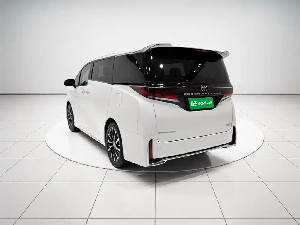 Toyota Vellfire 2024 2024 Crown Hybrid 2.5L Premium Edition