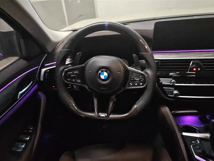 BMW 5 Series 2021 530Li Leading M Sport Package фото 15