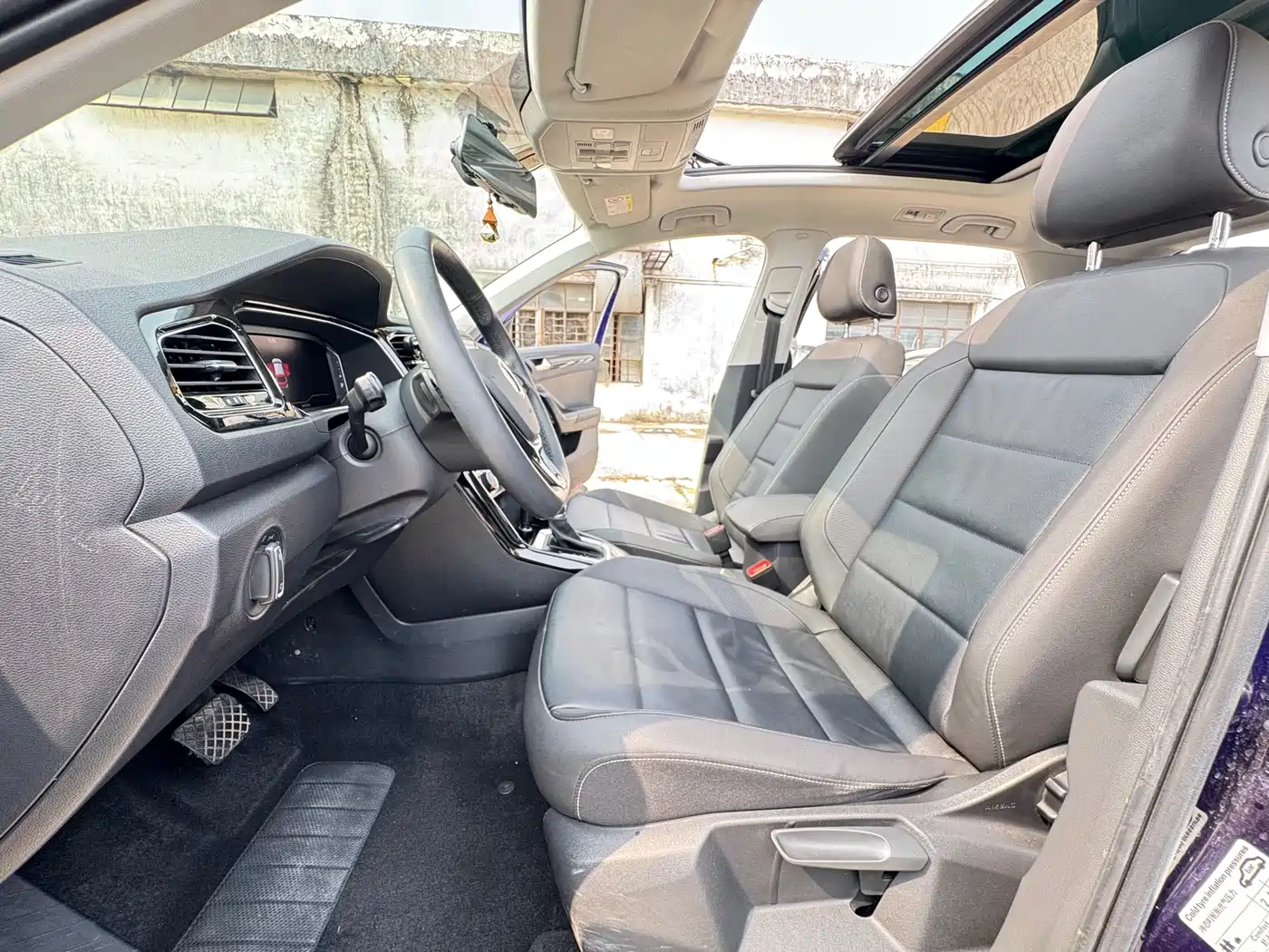 Volkswagen T-ROC 2022 280TSI DSG 2WD Comfort PLUS фото 15