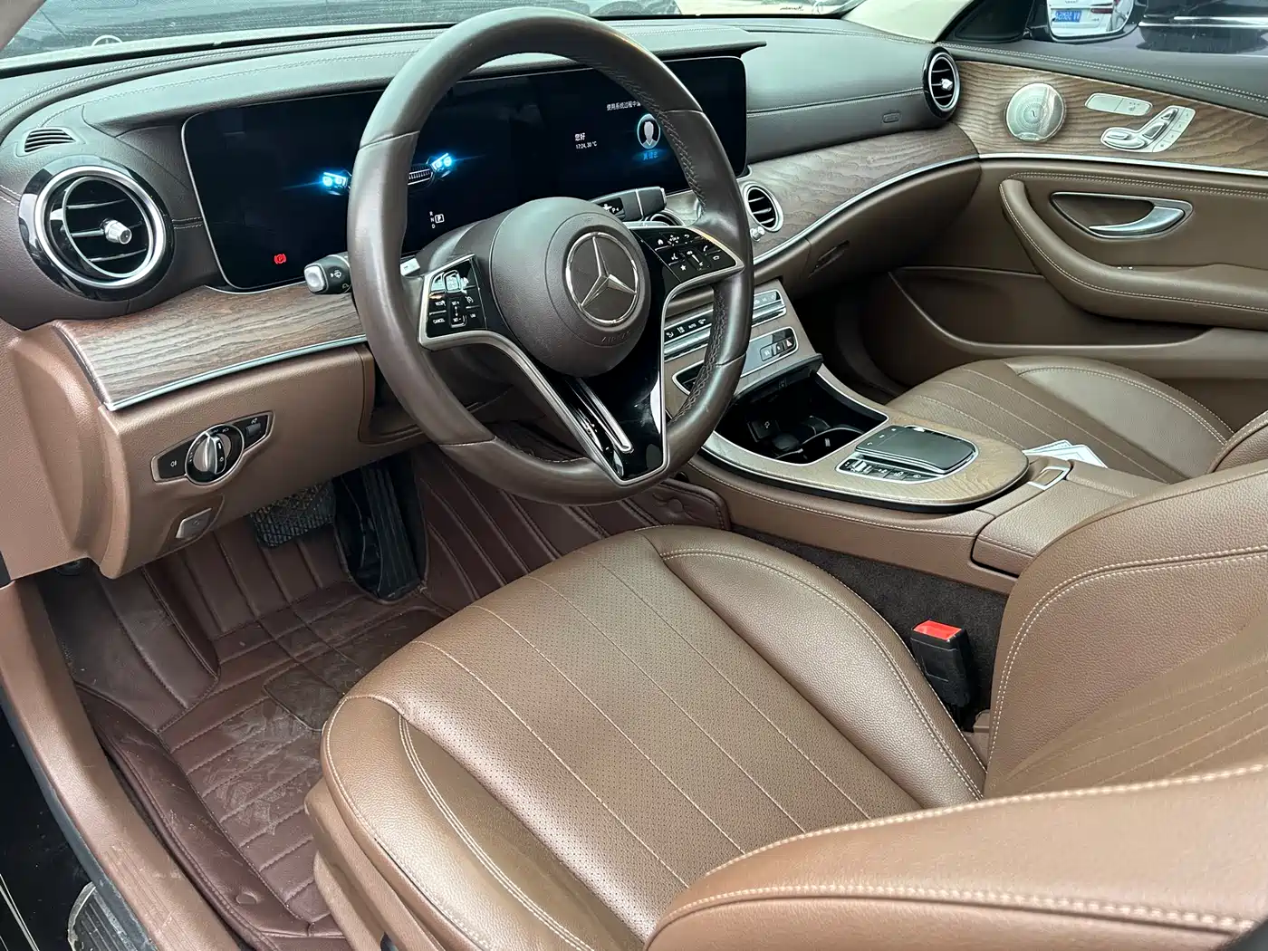 Mercedes-Benz E-Class 2021 E 300 L Luxury фото 4
