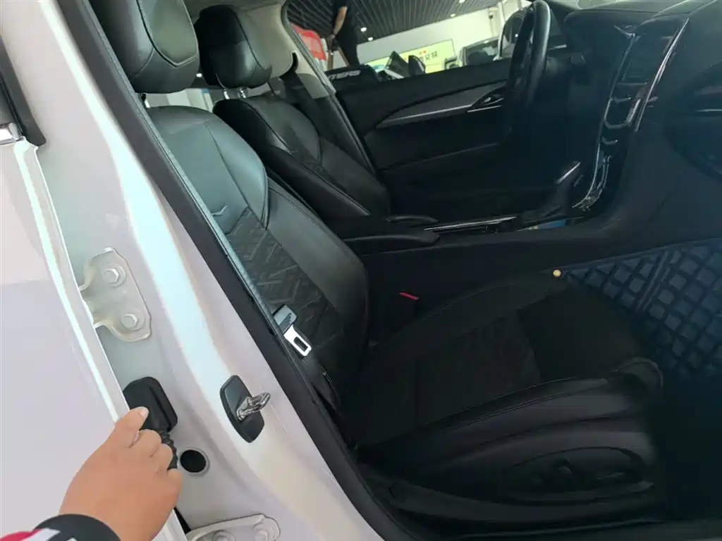 Cadillac ATS-L 2017 28T Technology фото 25
