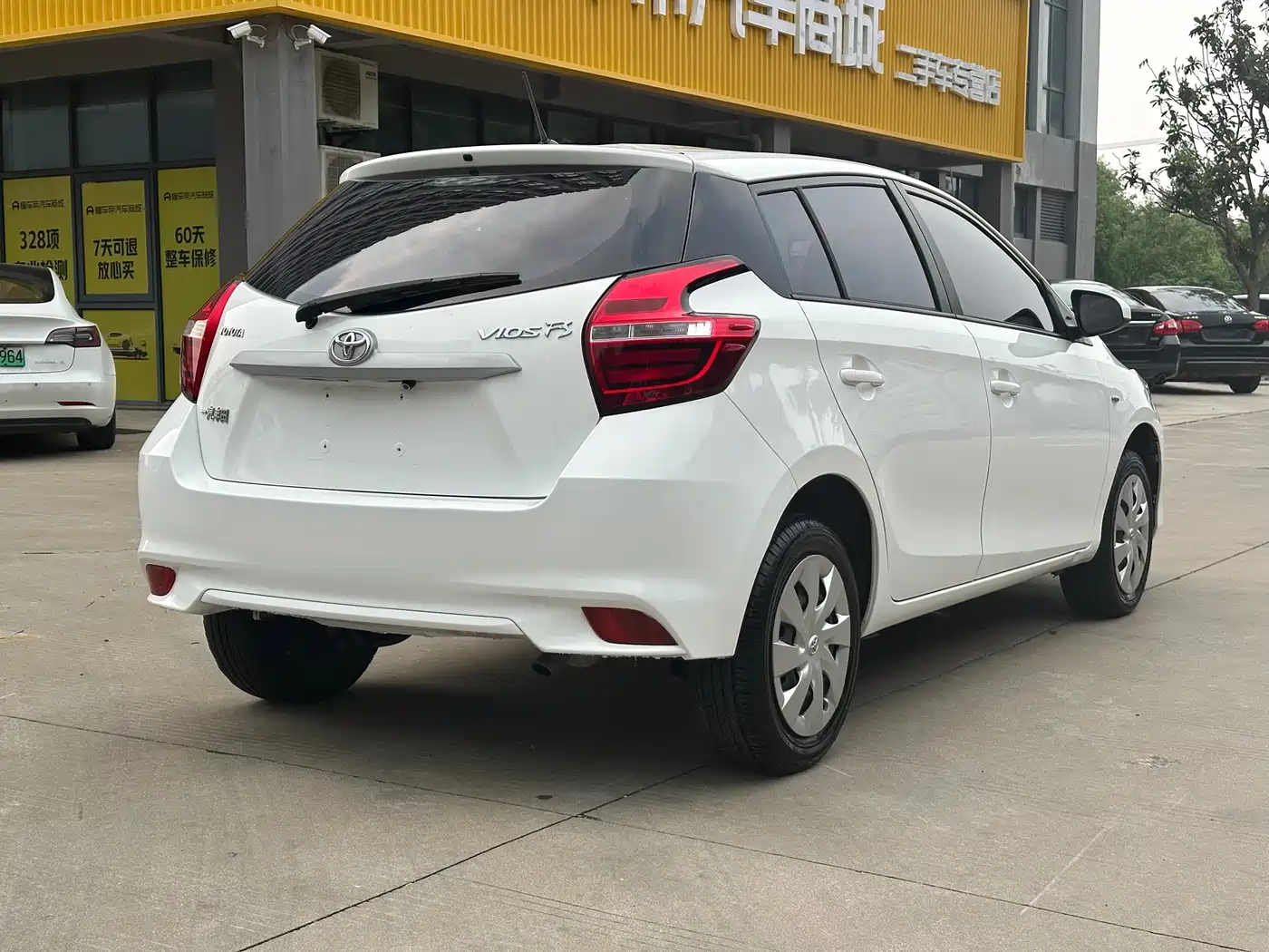 Фото 5 - Toyota Vios FS