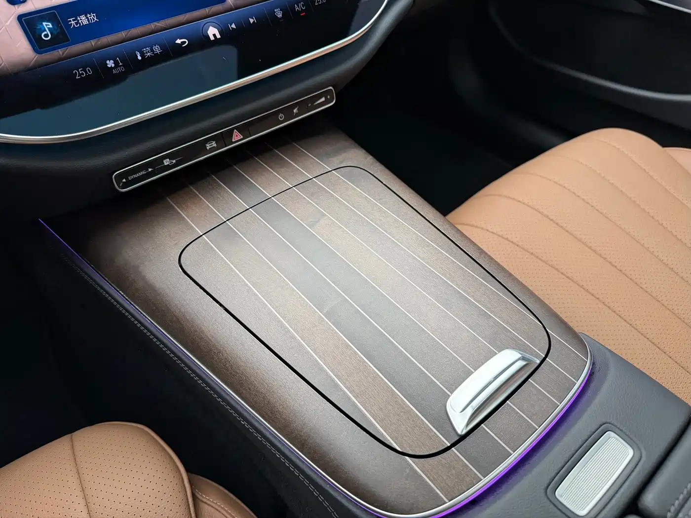 Mercedes-Benz E-Class 2024 E 300 L Fashion фото 12