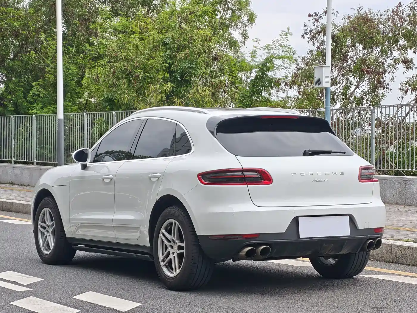 Porsche Macan 2017 Macan 2.0T фото 7