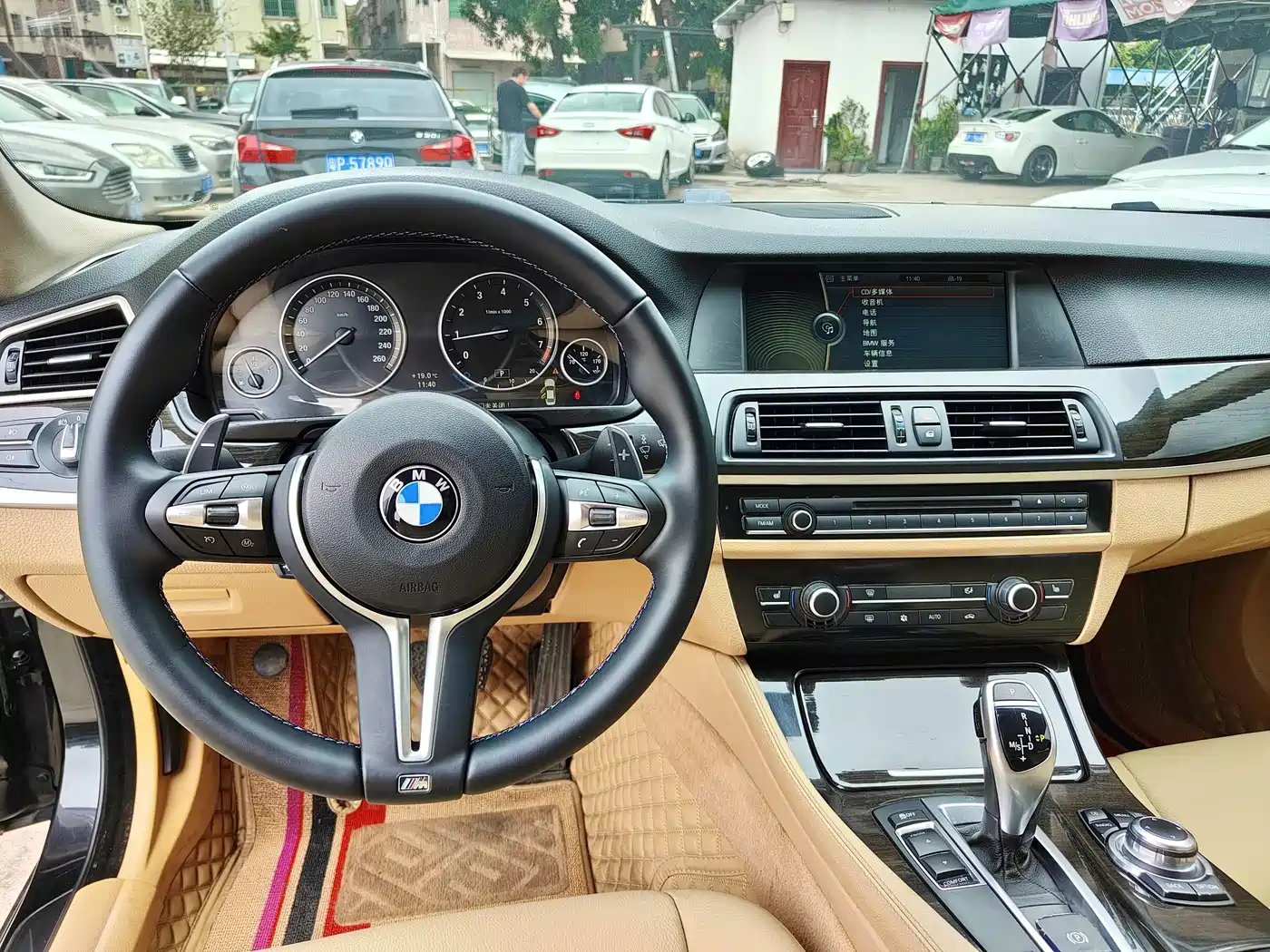 BMW 5 Series 2012 535Li Luxury фото 49
