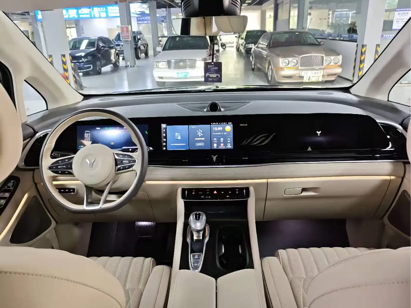 Voyah Auto Voyah Dreamer 2024 EV Ultra Long Range Flagship Edition фото 5